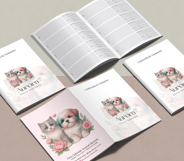 Cartão de vacina pet premium com capa laminada fosca, 45 espaços para vacinas e acabamento gráfico de alto padrão.