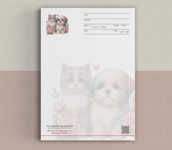 Receituário veterinário em blocos A4 ou A5 com 100 folhas, impresso em papel offset 90g com nitidez e design funcional.