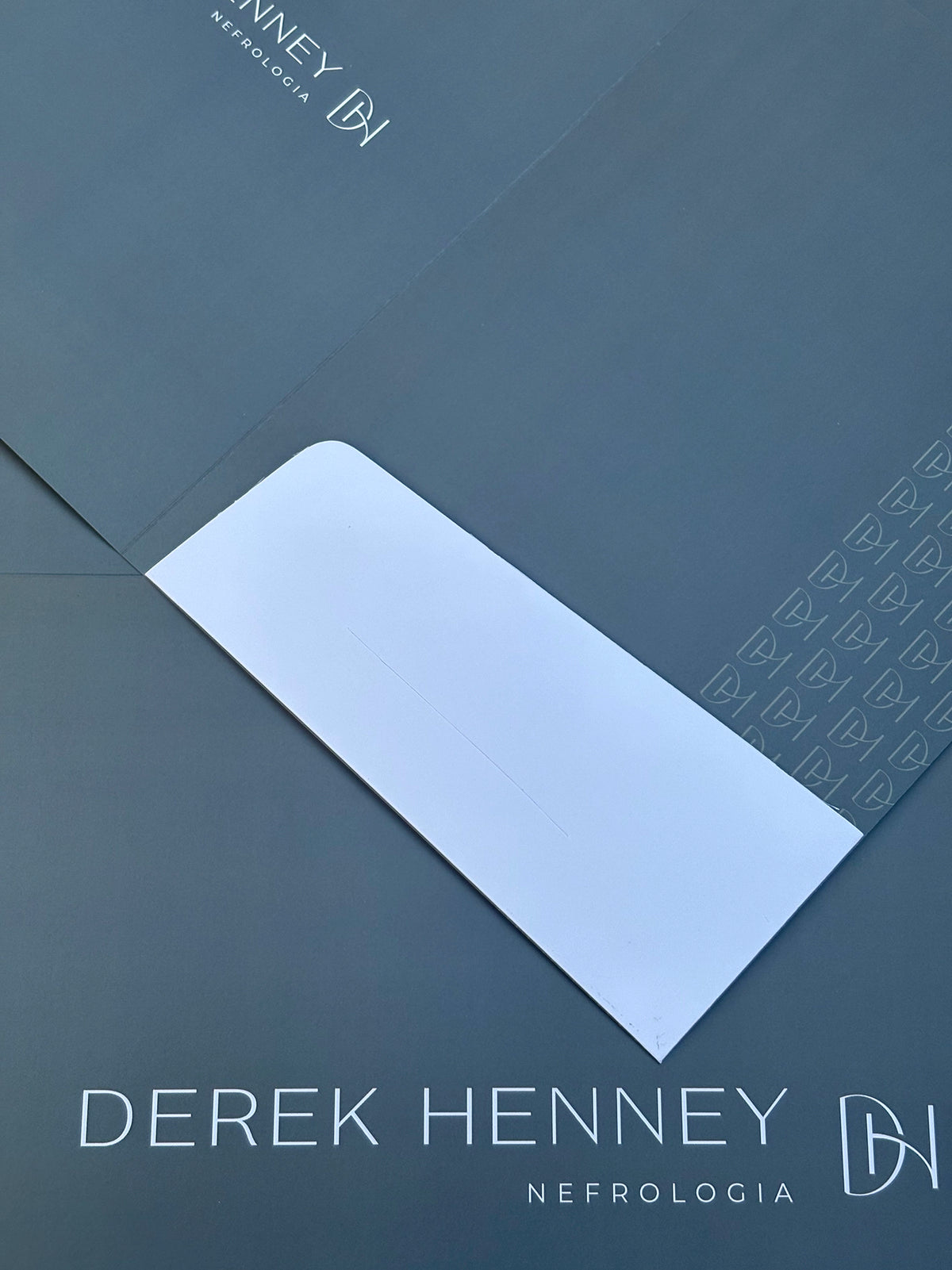 Pastas personalizadas para nefrologia e medicina. Prontuários, exames, documentos, clínicas e consultórios.