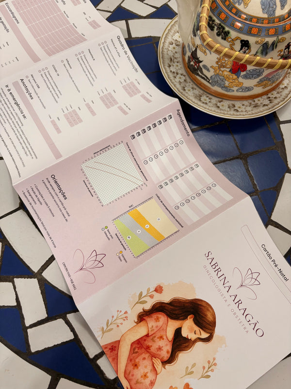 Carteirinha da gestante completa e personalizada para médicos obstetras. 