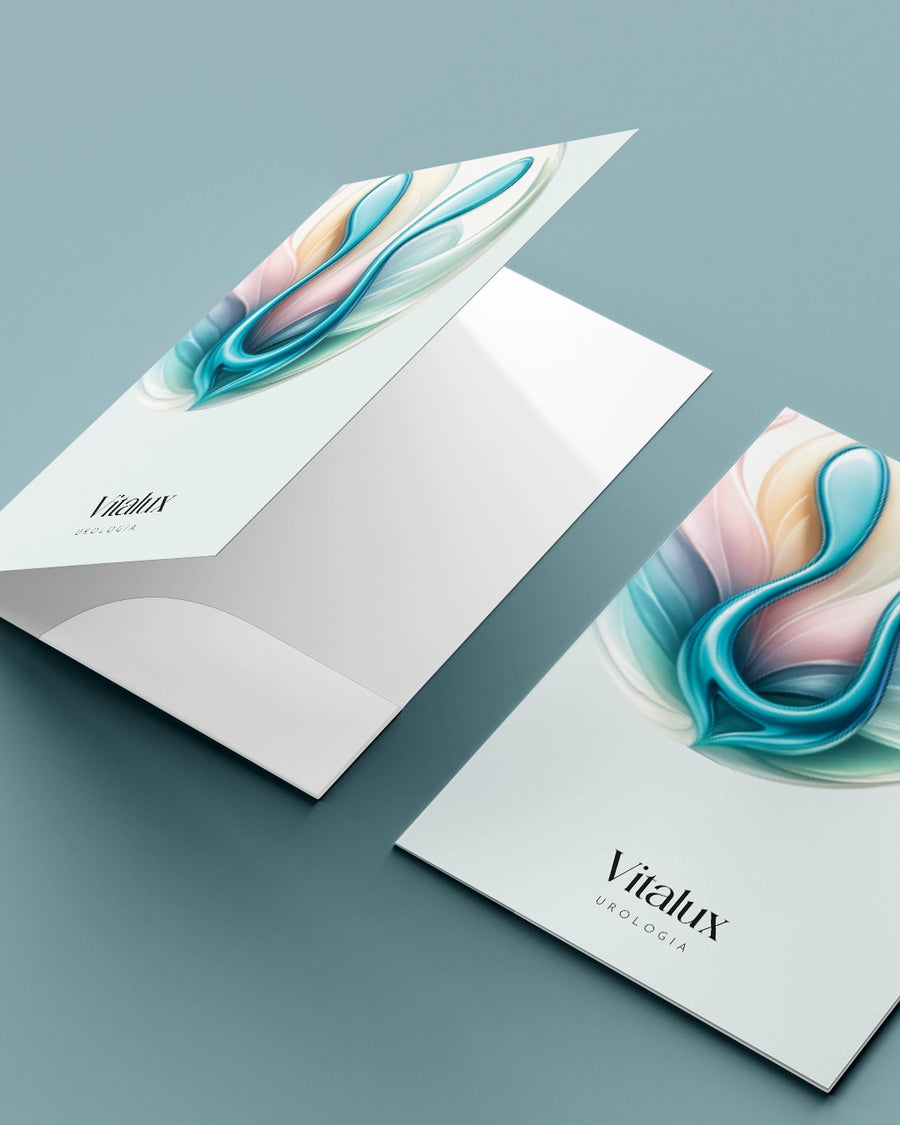 Pastas Vitalux urologia com ilustração em tons azul e rosa, uma aberta mostrando a bolsa interna