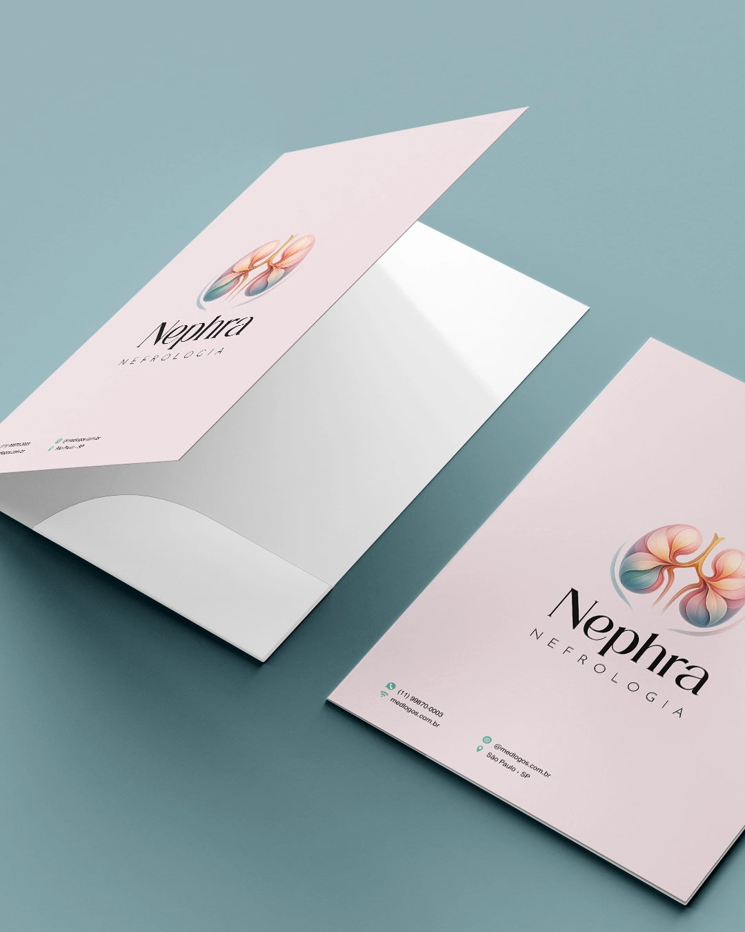 Pasta médica com modelo de nefrologia. Acabamento premium em gráfica médica com impressão personalizada.