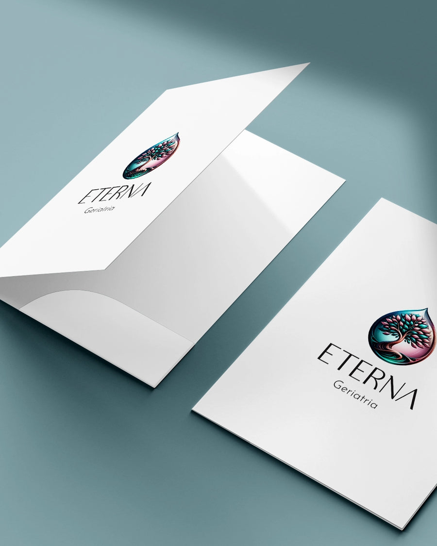 Pastas Eterna geriatria brancas com logotipo de árvore em gota, uma aberta mostrando a bolsa interna